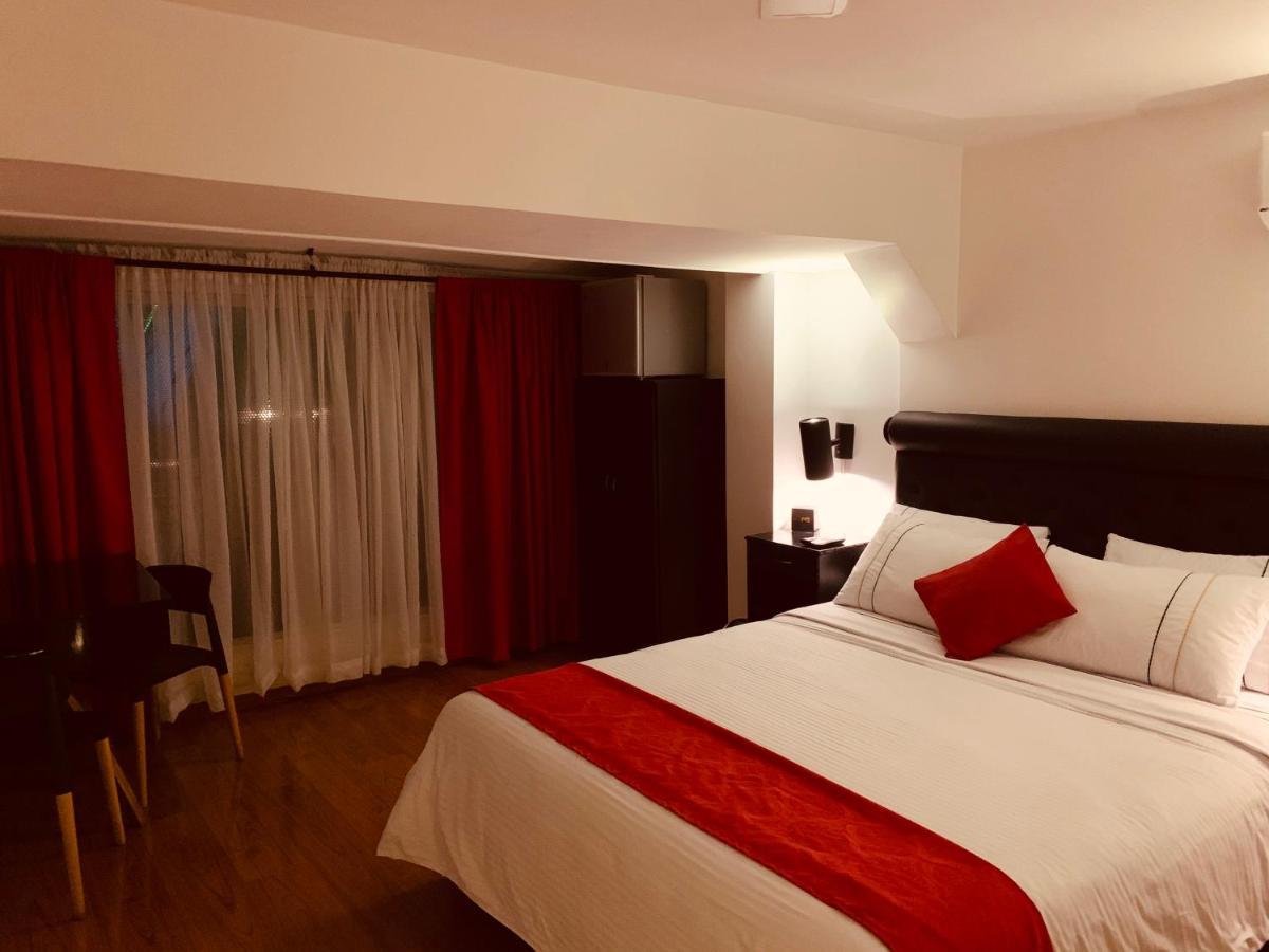 Hotel Veler Restaurante Medellín Buitenkant foto