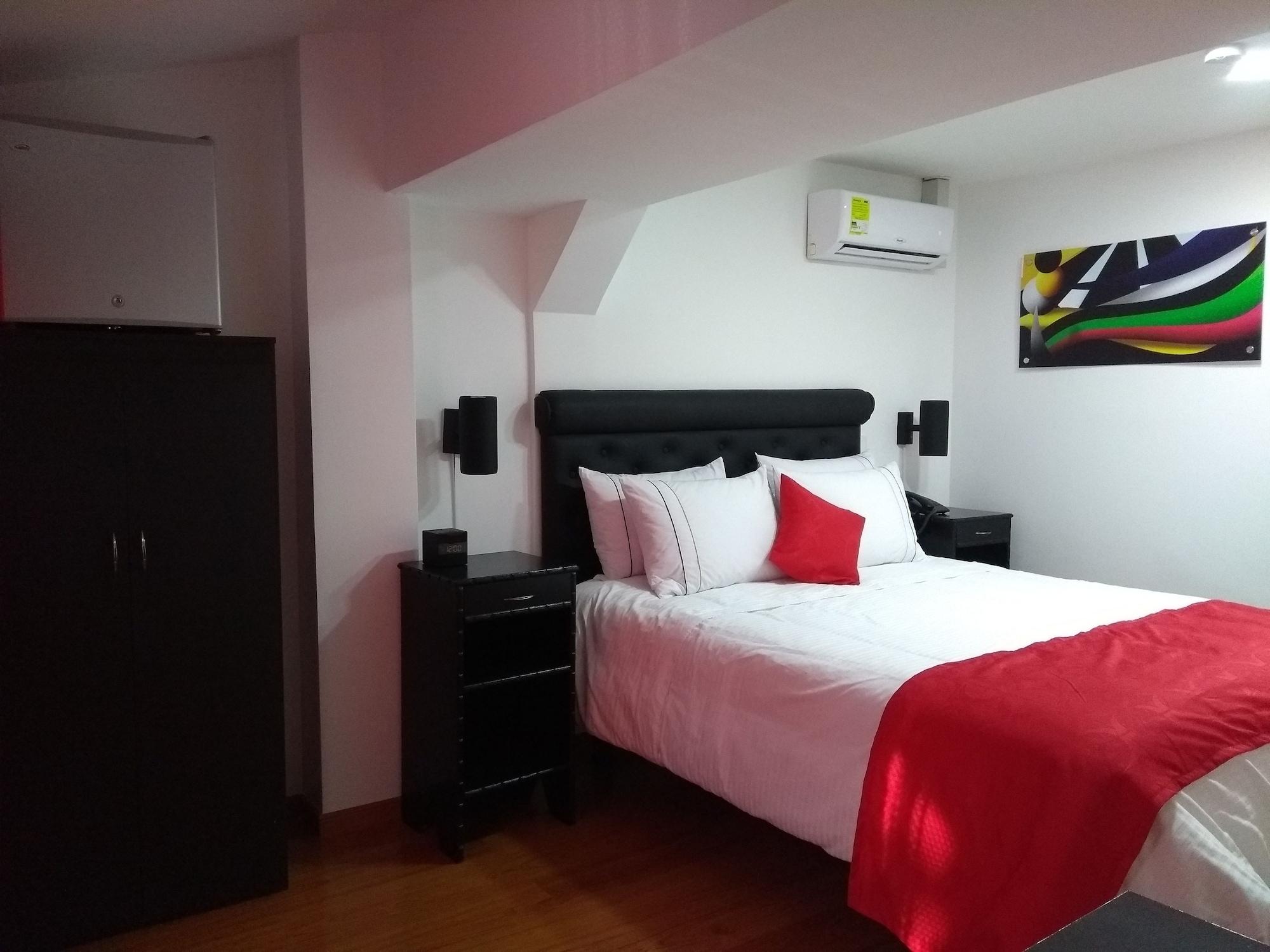 Hotel Veler Restaurante Medellín Buitenkant foto