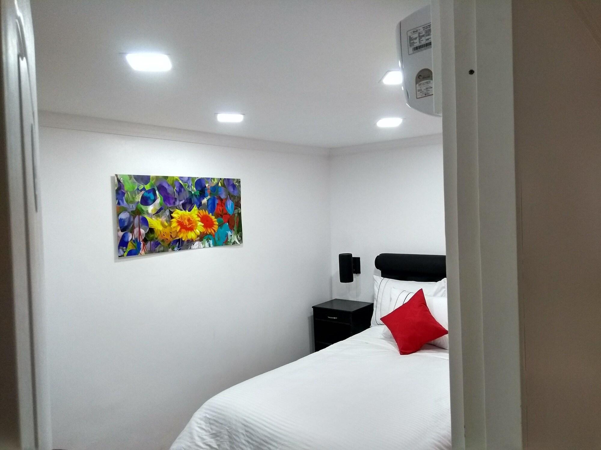 Hotel Veler Restaurante Medellín Buitenkant foto