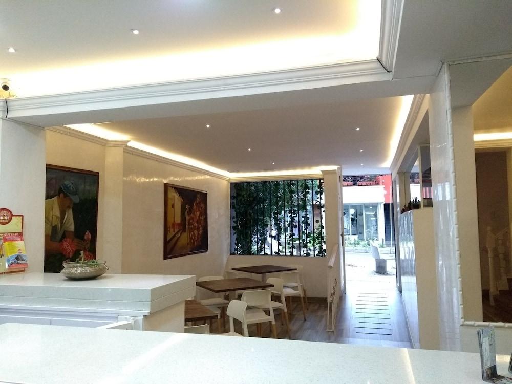 Hotel Veler Restaurante Medellín Buitenkant foto